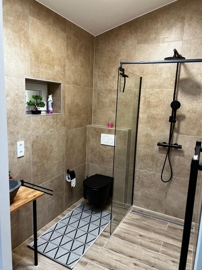 Laicas Lodge Dirbach Екстериор снимка